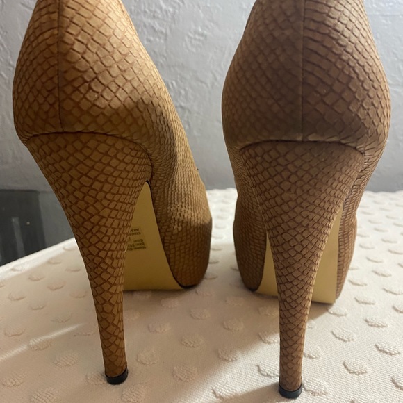 Just Fab Tan Reptile Print Skyla Heel - Picture 4 of 16